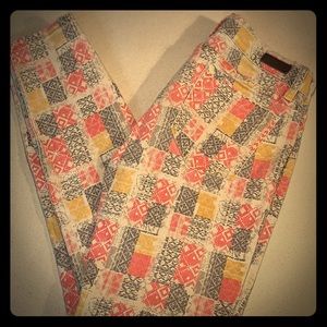 Cropped Patterned Jean